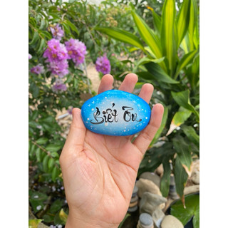 Hòn đá biết ơn xanh hy vọng