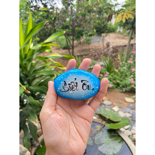 Hòn đá biết ơn xanh hy vọng