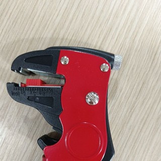 Kìm tuốt dây Strong Tool 11840