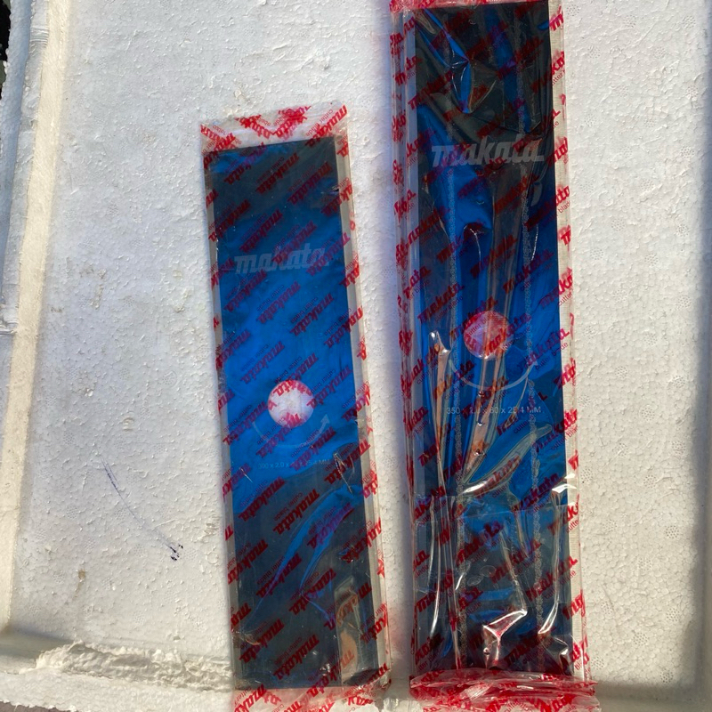 Lưỡi dao cắt cỏ  HONDA+ MAKATA Dày 2ly dài 30cm và 35cm. dao cắt cỏ, lưỡi dao máy cắt cỏ.