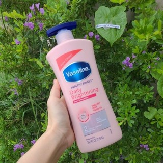 Sữa dưỡng thể Vaseline Healthy Bright 725ml