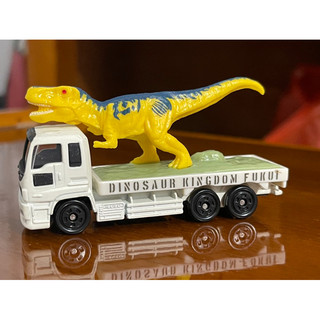 Mô hình xe Tomica Isuzu Giga