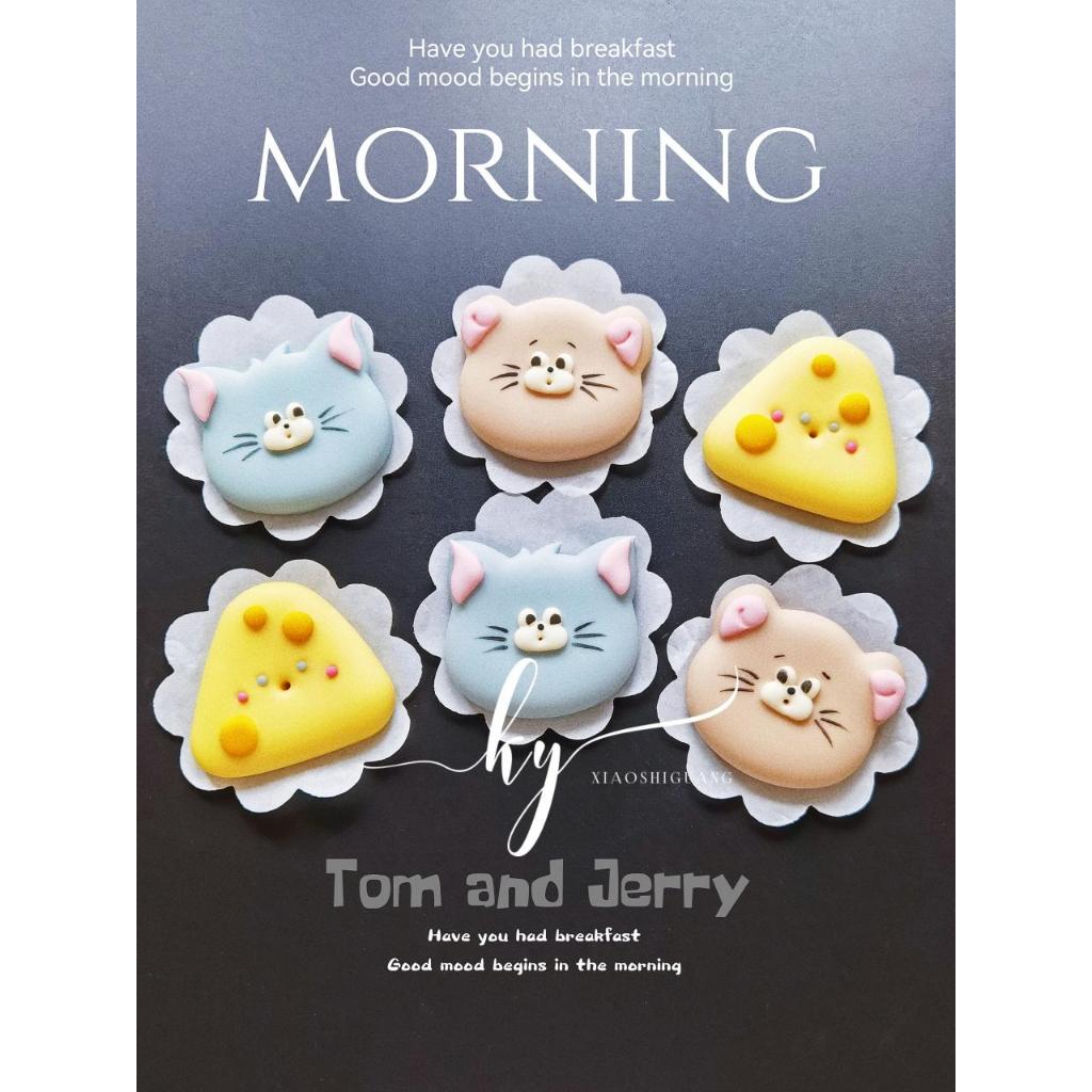 Khuôn làm bánh bao tạo hình chi tiết nhân vật Tôm và Jerry KCBB0026