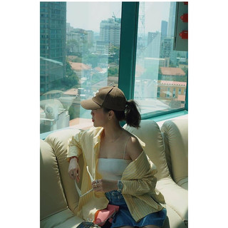 Áo sơ mi tay dài màu vàng chanh