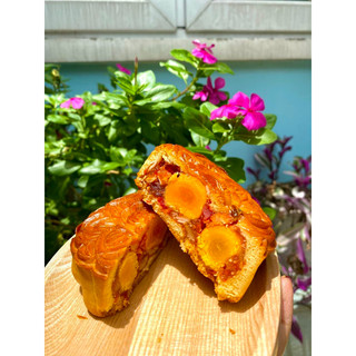 Bánh trung thu tân dân lợi