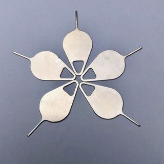 Que chọc sim điện thoại