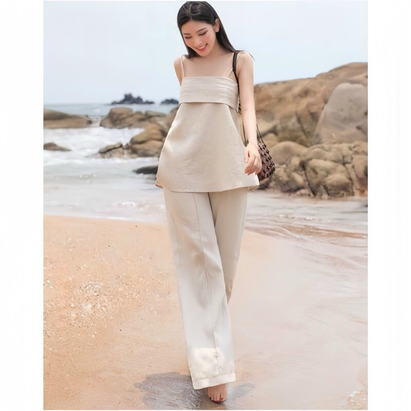 Áo hai dây + Quần ống rộng ( có chun )