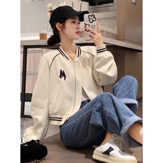 ÁO KHOÁC GIÓ FORM RỘNG CROPTOP IN CHỮ M