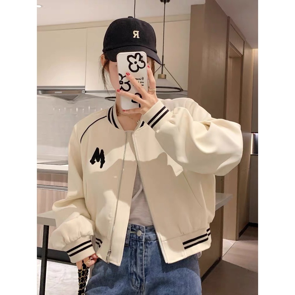 ÁO KHOÁC GIÓ FORM RỘNG CROPTOP IN CHỮ M
