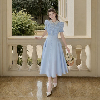 JENNYCLOSET ® Váy nữ thiết kế phối cổ sen khuy bọc cao cấp , Đầm tay rúm dáng dài xoè phong cách thanh lịch 
