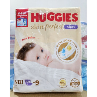 Miếng lót sơ sinh huggies nb1-108+9/nb2-60 miếng/gói.