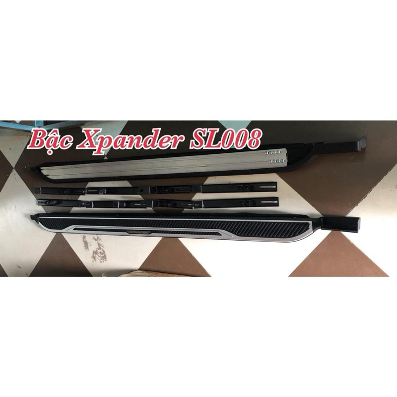 Bậc lên xuống, bệ bước chân theo xe Mitsubishi Xpander Cross mã SL008.