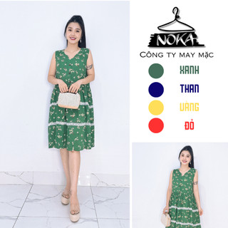 Váy lanh tre trung niên xếp ly họa tiết hoa nhí cổ tròn, cúc gỗ V56 NOKA