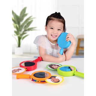Gương học về cảm xúc cho bé