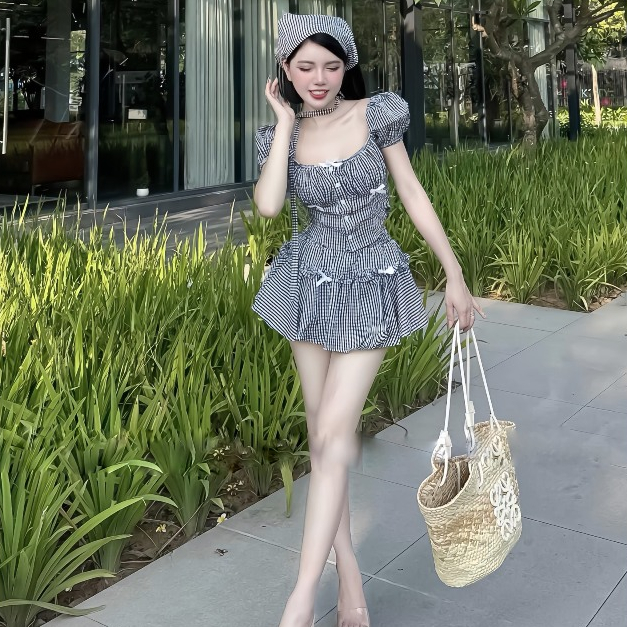 Set Váy 3 Món Chất Liệu Đũi Kẻ Đính Nơ Dễ Thương Gồm Áo Cổ Vuông + Chân Váy Phối Viền Bèo + Khăn Turban | BigBuy360 - bigbuy360.vn