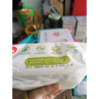 Khăn ướt Huggies không mùi 80 tờ _ ca cao và bơ hạt mỡ 72 tờ