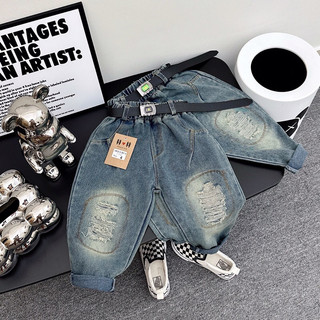 Quần jeans bé trai, mẫu rách xước cá tính