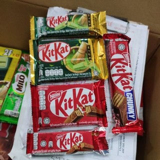 KitKat Socola / trà xanh Nestle 17g set 3 cái