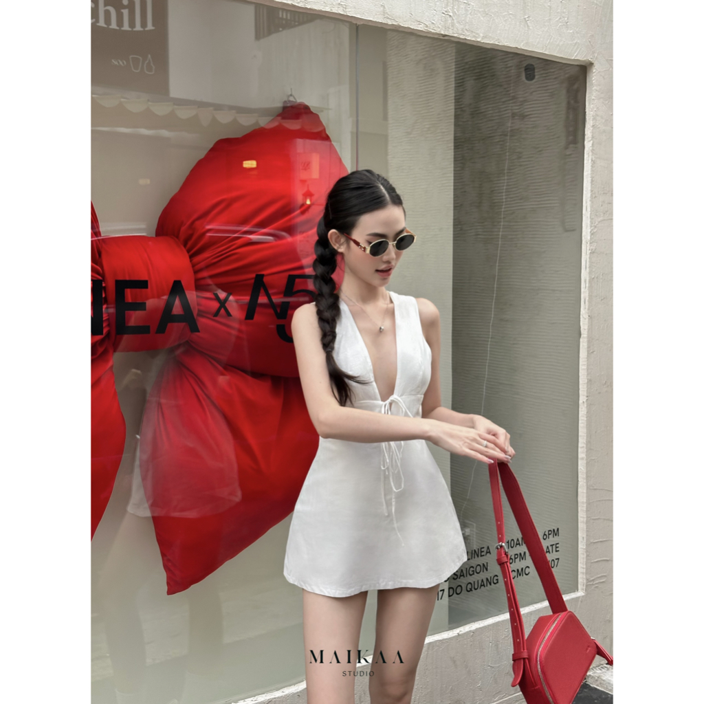 Maikaa Studio - váy khoét ngực basic linen siêu hack dáng - Lola Dress