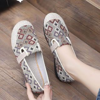 Giầy lười nữ vải đẹp đi bộ êm chân, giầy slip on vải đế mềm, giầy vintage họa tiết đẹp V371