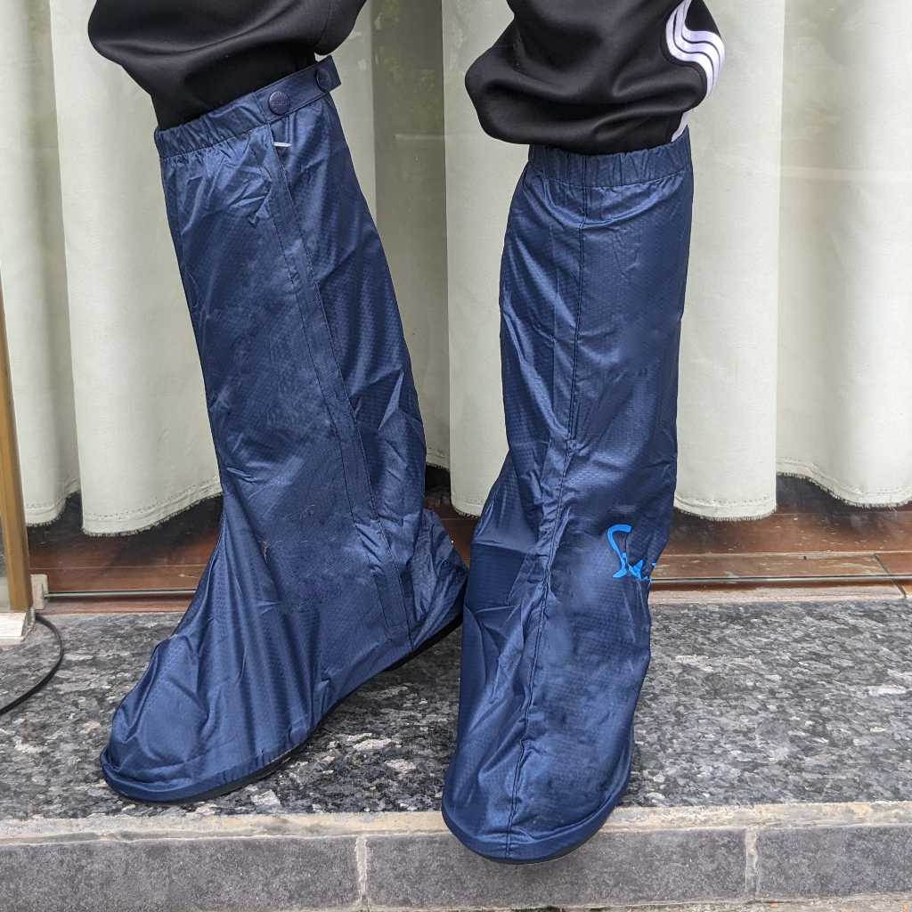 Bọc giày đi mưa, bốt đi ngoài giày, chất liệu vải dù, đế cao su chắc chắn chống trơn trượt