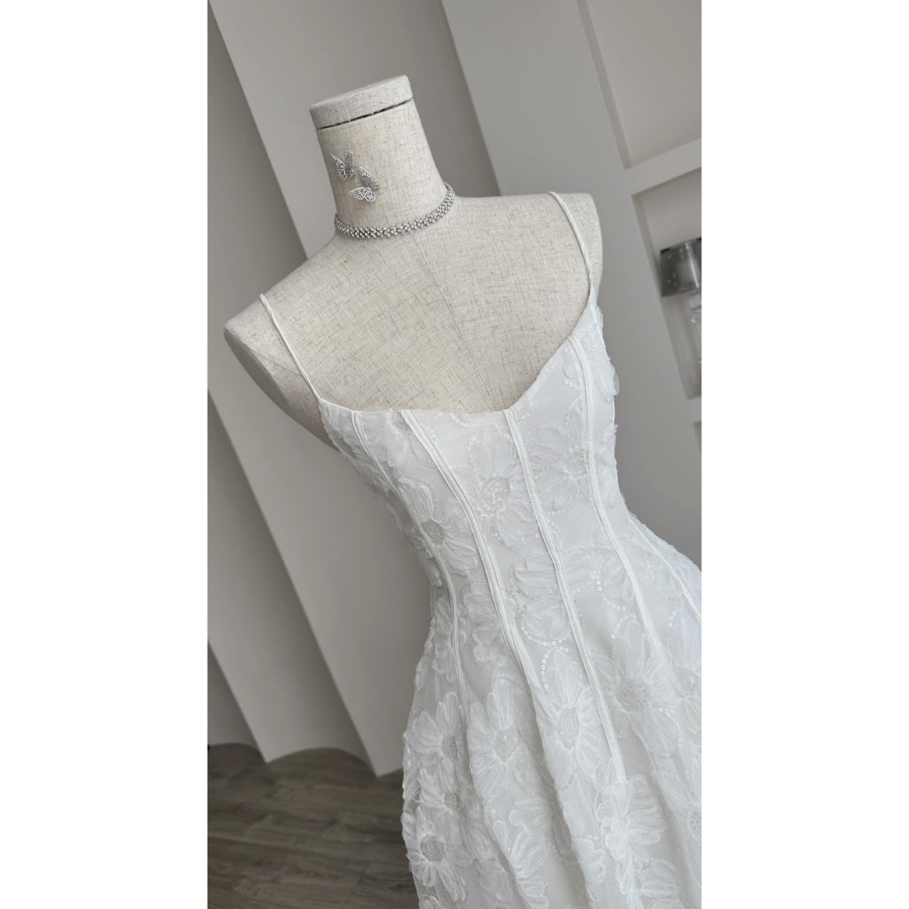 Đầm maxi ren trắng 2s kim sa Selena Dress | BigBuy360 - bigbuy360.vn