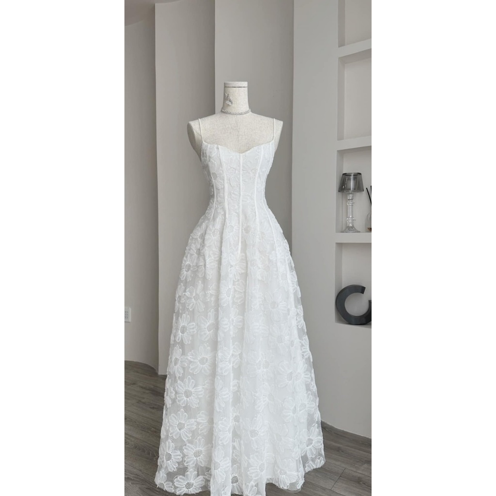Đầm maxi ren trắng 2s kim sa Selena Dress | BigBuy360 - bigbuy360.vn