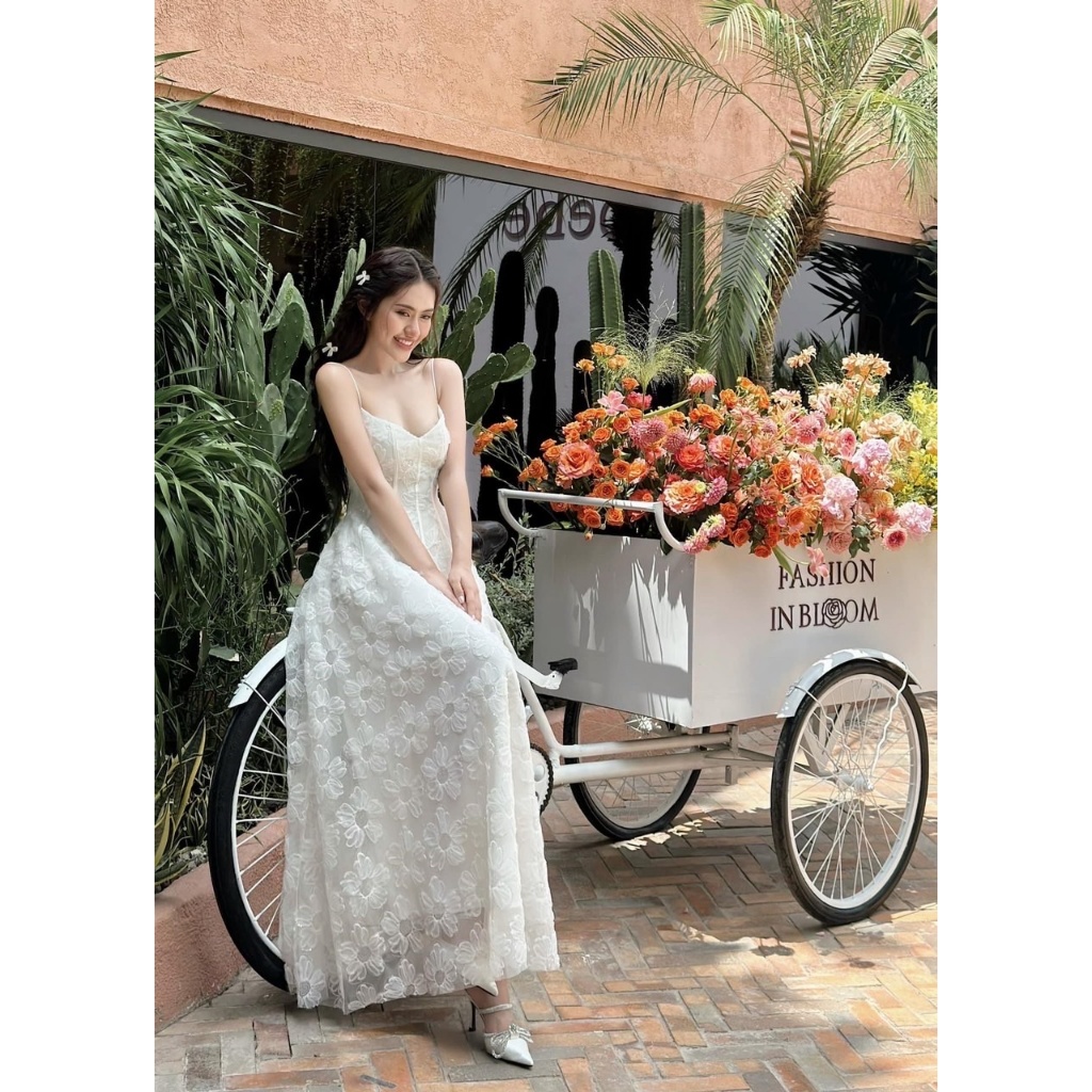 Đầm maxi ren trắng 2s kim sa Selena Dress | BigBuy360 - bigbuy360.vn