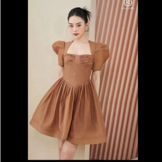 pass đầm xoè size s tay bồng MOLLYNISTA