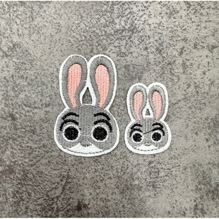 Sticker logo thêu thỏ ghi ủi nhiệt