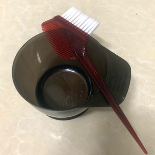 BỘ CHÉN & CỌ NHUỘM TÓC XỊN HÀNG CÔNG TY