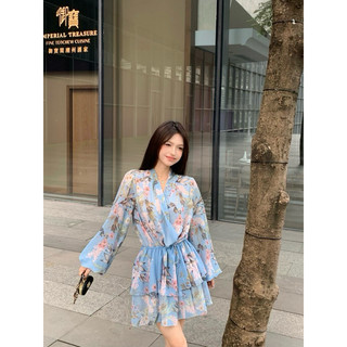 Váy voan hoa nhí xanh, dáng xoè nhẹ nhàng, tinh tế phong cách tiểu thư, xinh xắn Đầm Hoa Nhí Dáng Dài Cổ Chữ v Ôm Eo Sẵn