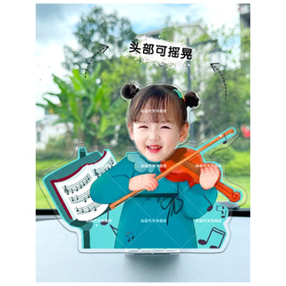 Mô hình standee lắc đầu in theo yêu cầu chạy bằng pin