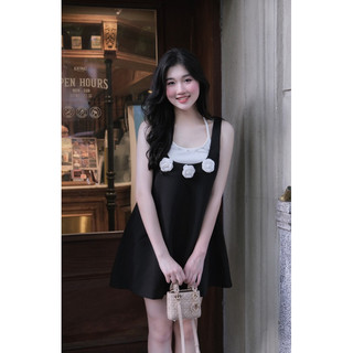 Set váy suông kèm yếm đính hoa trà siêu xinh