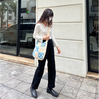 Túi Tote Vải Đeo Chéo Canvas Caro “Checked Bag”