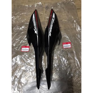 Ốp sườn Winner X V3 Honda đen bóng có tem