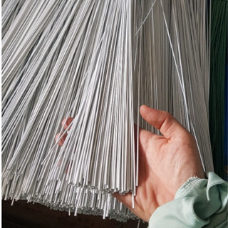 Kẽm bọc nhựa trắng, xanh các cỡ không rỉ, làm hoa khổng lồ và đồ handmade, dài 80cm,hangthuan87