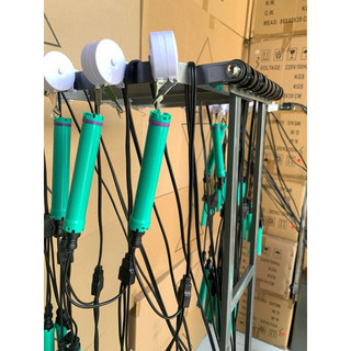 Máy uốn tóc setting cảm ứng ĐỜI MỚI