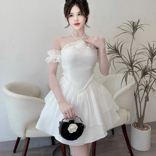 Váy xốp cổ yếm xòe 2 tầng