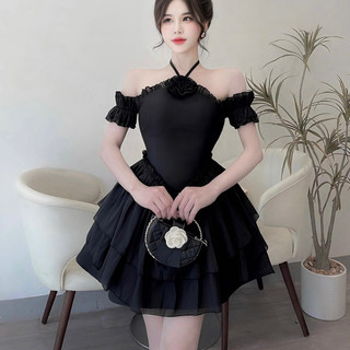Váy xốp cổ yếm xòe 2 tầng