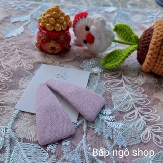 Kẹp tóc tam giác
