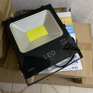 Đèn pha chiếu sáng cổng đám cưới, nhà rạp, hắt phông đám cưới, backdrop công suất 50w 100w 200w trắng, vàng, đổi màu