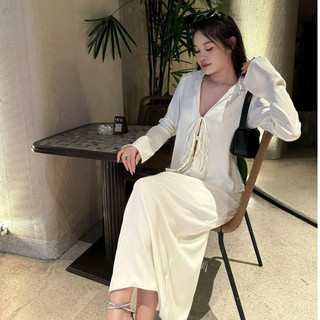 Set sơ mi cột dây + chân váy