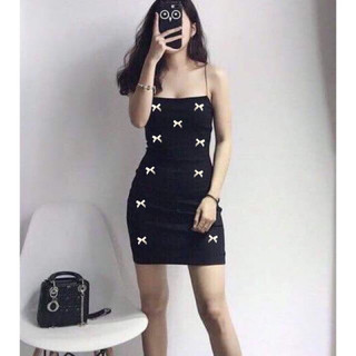 ĐẦM 2s đính 11 cái nơ độc lạ nha