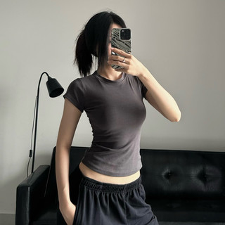 Áo thun trơn ôm body - GITIE