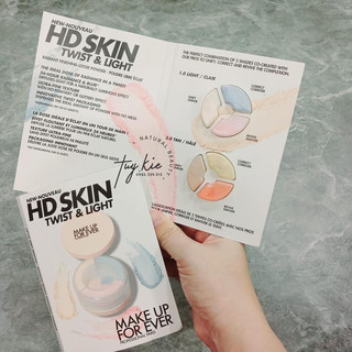 Phấn phủ bột 3 trong 1 makeup forever hd skin twist & light