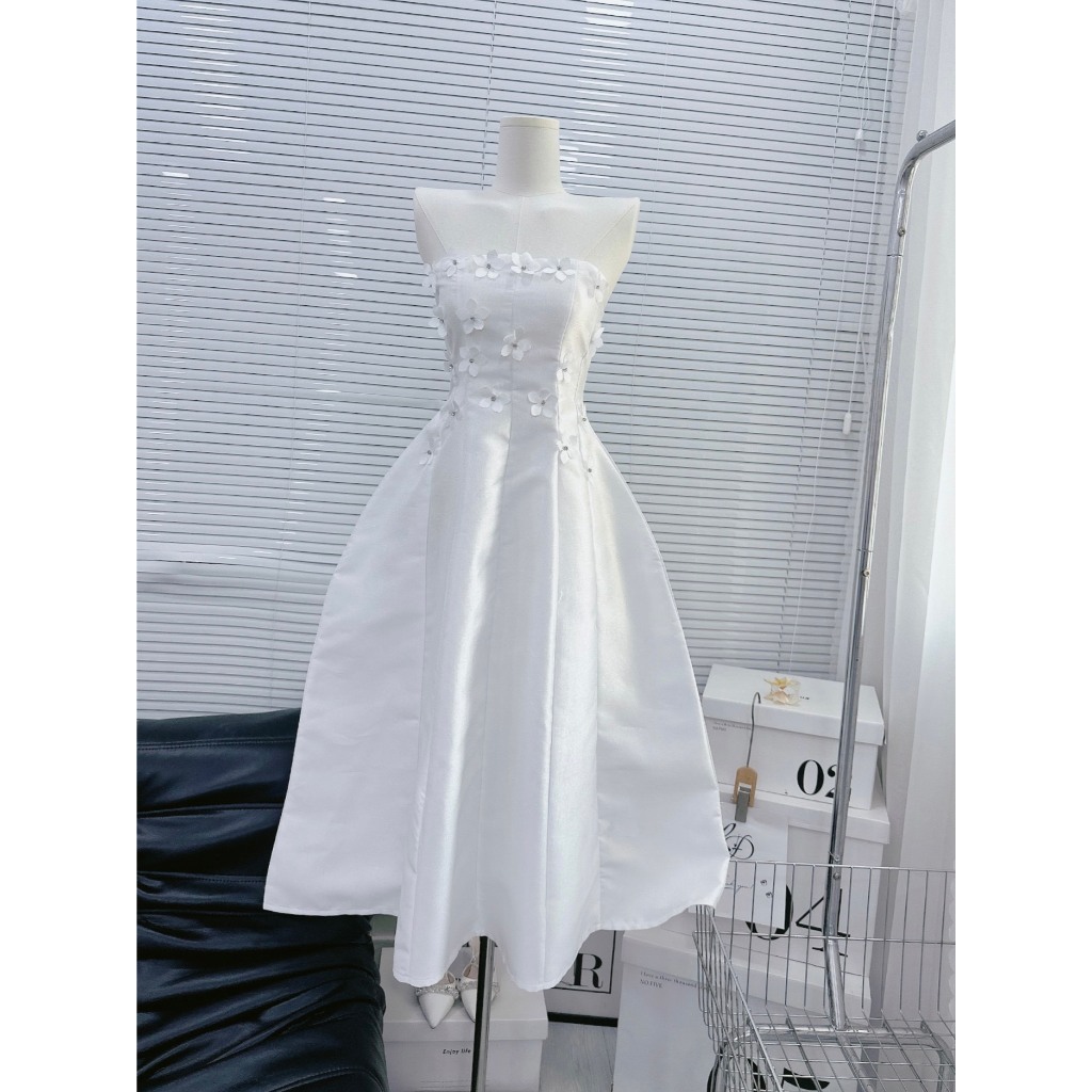 Đầm nữ thiết kế cúp xòe đính hoa đầm dự tiệc thanh lịch Pin Dress | BigBuy360 - bigbuy360.vn