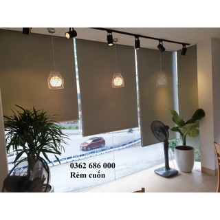 Rèm cuốn trơn cao cấp cản sáng 100%