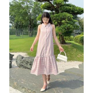 váy kẻ cổ yếm