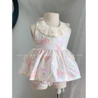 Set hở lưng cột nơ hoa phối ren cho bé